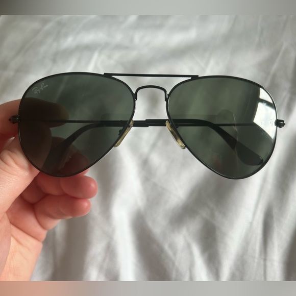 Aviator Ray-Bans. Like new and super comfortable! - Picture 3 of 7